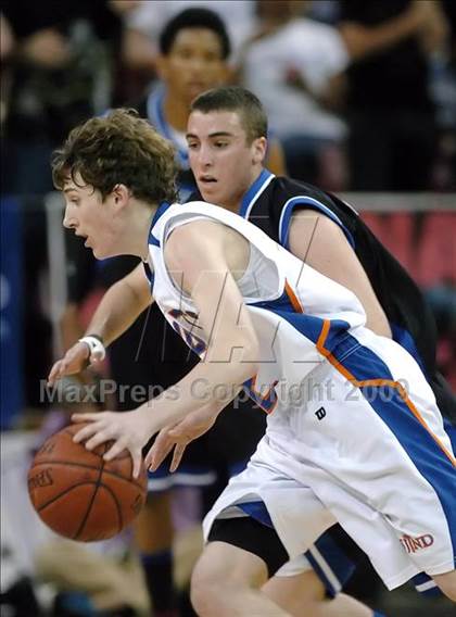 Thumbnail 1 in Windward vs. St. Joseph Notre Dame (CIF State D5 Final) photogallery.