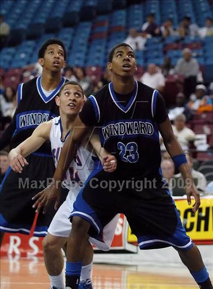 Thumbnail 3 in Windward vs. St. Joseph Notre Dame (CIF State D5 Final) photogallery.