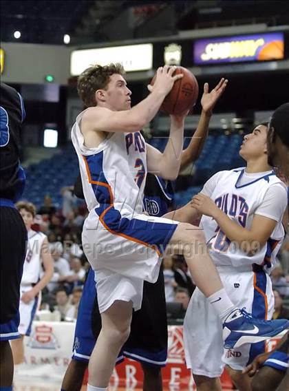 Thumbnail 1 in Windward vs. St. Joseph Notre Dame (CIF State D5 Final) photogallery.