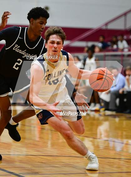 Thumbnail 1 in Vandegrift vs. Klein Collins (UIL 6A Area Playoff) photogallery.