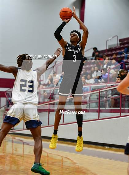 Thumbnail 1 in Vandegrift vs. Klein Collins (UIL 6A Area Playoff) photogallery.