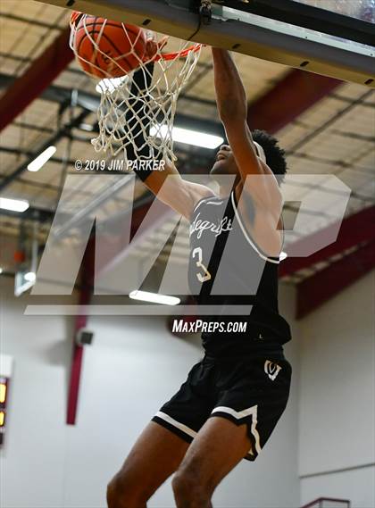 Thumbnail 2 in Vandegrift vs. Klein Collins (UIL 6A Area Playoff) photogallery.