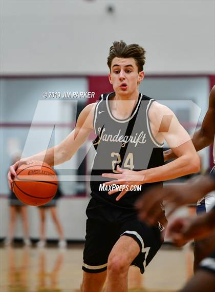 Thumbnail 3 in Vandegrift vs. Klein Collins (UIL 6A Area Playoff) photogallery.