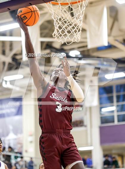 Thumbnail 3 in St. Anne's-Belfield vs Broughton (John Wall Holiday Invitational) photogallery.