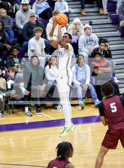 Thumbnail 2 in St. Anne's-Belfield vs Broughton (John Wall Holiday Invitational) photogallery.