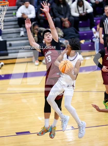 Thumbnail 1 in St. Anne's-Belfield vs Broughton (John Wall Holiday Invitational) photogallery.