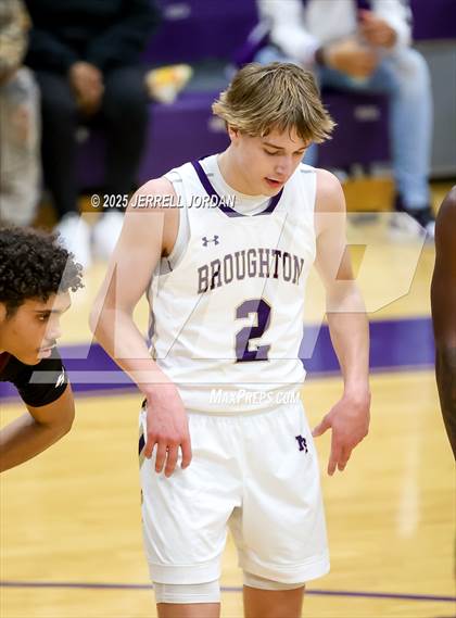Thumbnail 2 in St. Anne's-Belfield vs Broughton (John Wall Holiday Invitational) photogallery.