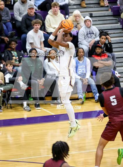 Thumbnail 3 in St. Anne's-Belfield vs Broughton (John Wall Holiday Invitational) photogallery.