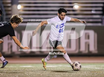 Thumbnail 2 in El Camino Real @ Granada Hills Charter photogallery.