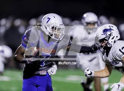 Thumbnail 3 in Graham-Kapowsin @ Bellarmine Prep photogallery.