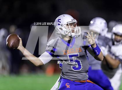 Thumbnail 3 in Graham-Kapowsin @ Bellarmine Prep photogallery.