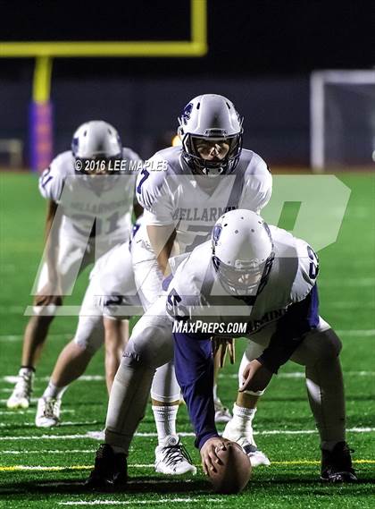 Thumbnail 1 in Graham-Kapowsin @ Bellarmine Prep photogallery.
