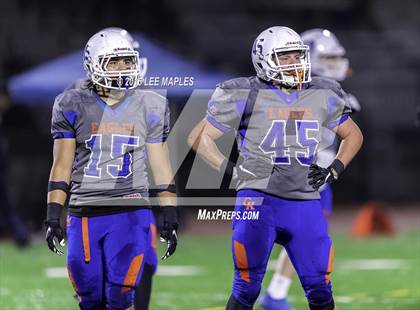 Thumbnail 2 in Graham-Kapowsin @ Bellarmine Prep photogallery.
