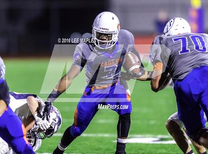 Thumbnail 2 in Graham-Kapowsin @ Bellarmine Prep photogallery.