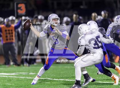 Thumbnail 1 in Graham-Kapowsin @ Bellarmine Prep photogallery.