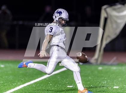 Thumbnail 3 in Graham-Kapowsin @ Bellarmine Prep photogallery.
