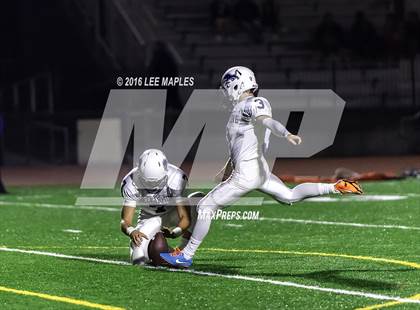 Thumbnail 3 in Graham-Kapowsin @ Bellarmine Prep photogallery.