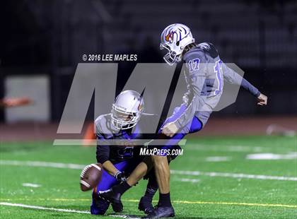 Thumbnail 1 in Graham-Kapowsin @ Bellarmine Prep photogallery.