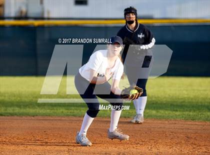 Thumbnail 3 in Calera @ Jemison photogallery.
