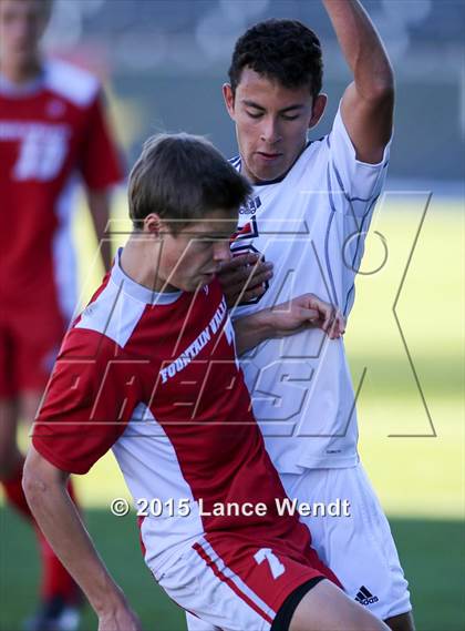 Thumbnail 1 in Kent Denver vs. Fountain Valley (CHSAA 3A Final) photogallery.