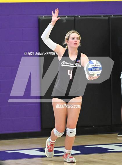 Thumbnail 1 in Mountain View vs. Lakewood (Durango Fall Classic)  photogallery.