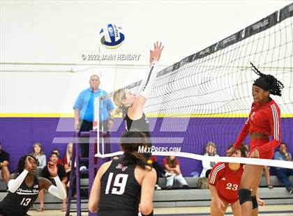Thumbnail 3 in Mountain View vs. Lakewood (Durango Fall Classic)  photogallery.