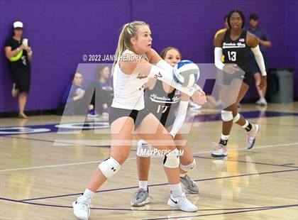 Thumbnail 1 in Mountain View vs. Lakewood (Durango Fall Classic)  photogallery.