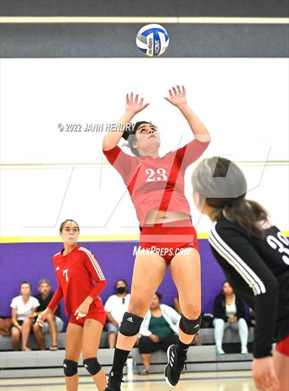 Thumbnail 3 in Mountain View vs. Lakewood (Durango Fall Classic)  photogallery.