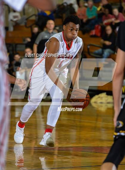 Thumbnail 1 in Plano East vs Dawson (McDonald's Texas Invitational) photogallery.