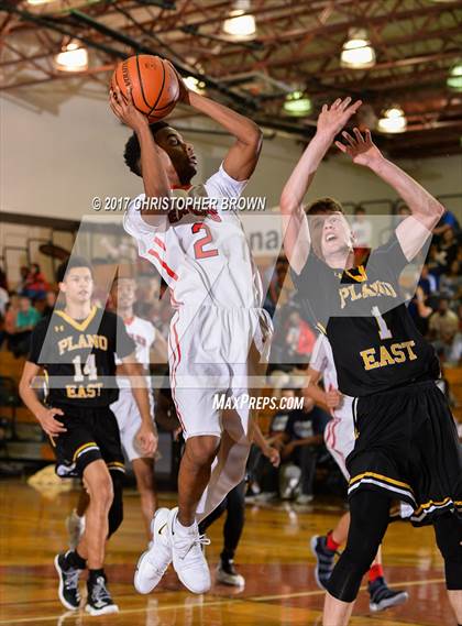 Thumbnail 3 in Plano East vs Dawson (McDonald's Texas Invitational) photogallery.