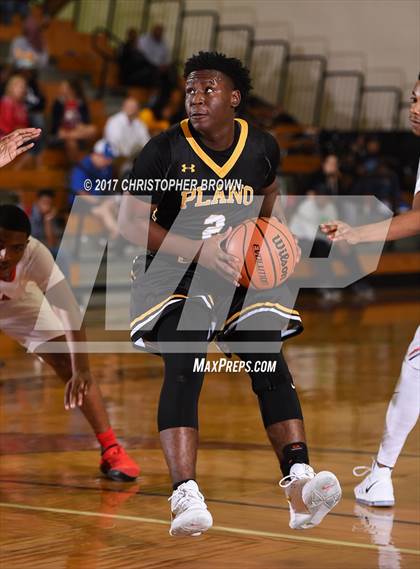 Thumbnail 1 in Plano East vs Dawson (McDonald's Texas Invitational) photogallery.