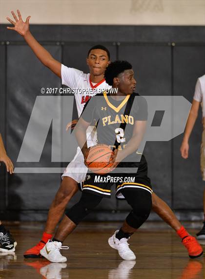 Thumbnail 2 in Plano East vs Dawson (McDonald's Texas Invitational) photogallery.
