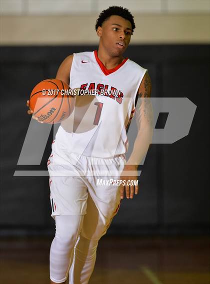 Thumbnail 1 in Plano East vs Dawson (McDonald's Texas Invitational) photogallery.