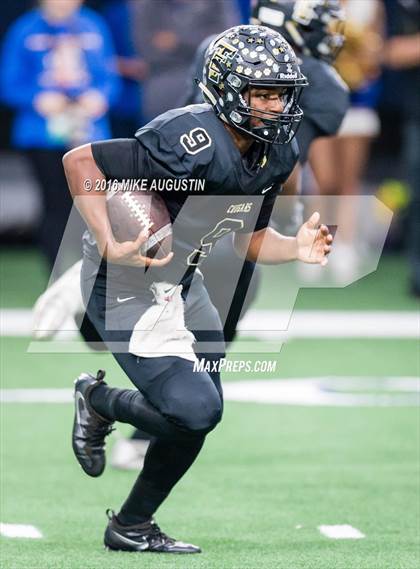 Thumbnail 3 in The Colony vs. Frisco (UIL 5A D2 Bi-District Playoff) photogallery.