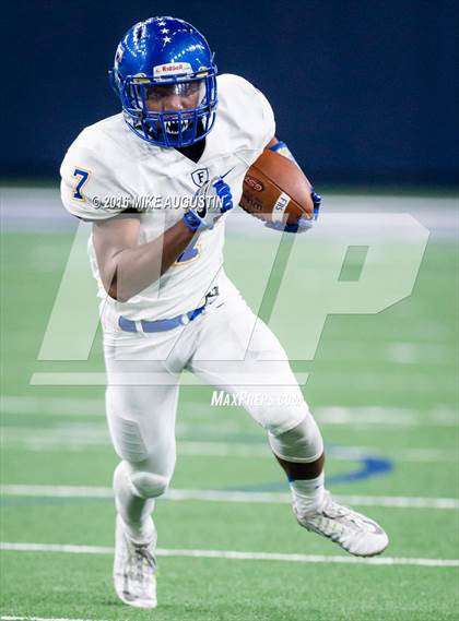 Thumbnail 3 in The Colony vs. Frisco (UIL 5A D2 Bi-District Playoff) photogallery.