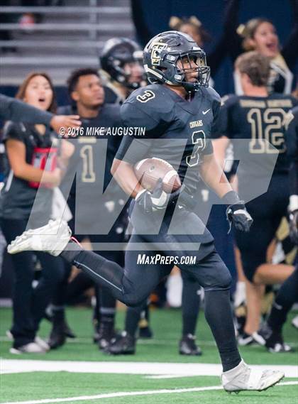 Thumbnail 3 in The Colony vs. Frisco (UIL 5A D2 Bi-District Playoff) photogallery.