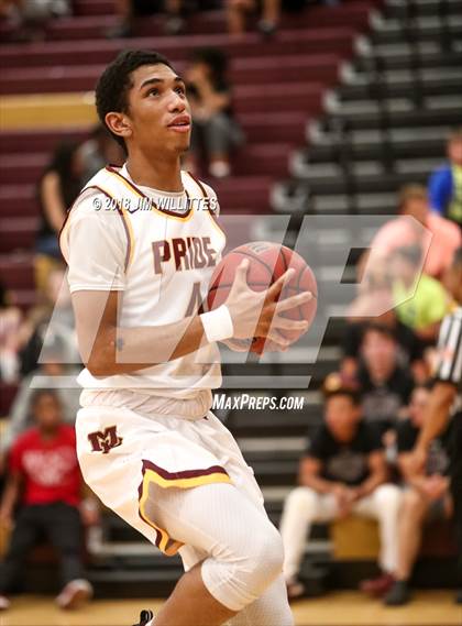 Thumbnail 2 in Skyline @ Mountain Pointe photogallery.