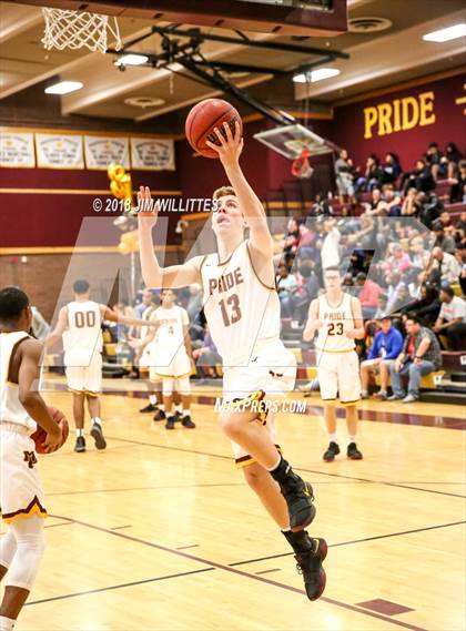 Thumbnail 3 in Skyline @ Mountain Pointe photogallery.