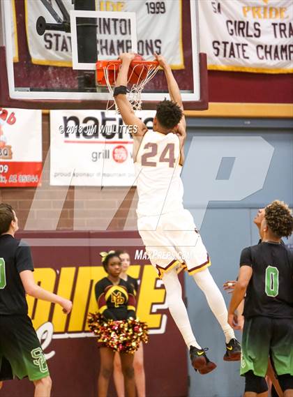 Thumbnail 1 in Skyline @ Mountain Pointe photogallery.