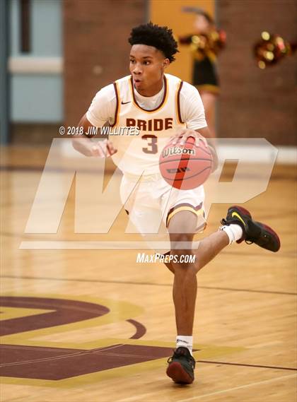 Thumbnail 3 in Skyline @ Mountain Pointe photogallery.
