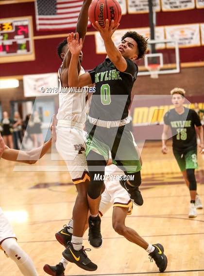 Thumbnail 1 in Skyline @ Mountain Pointe photogallery.