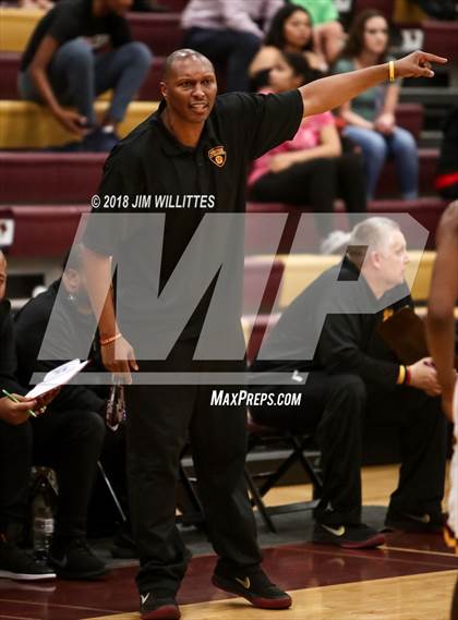 Thumbnail 1 in Skyline @ Mountain Pointe photogallery.