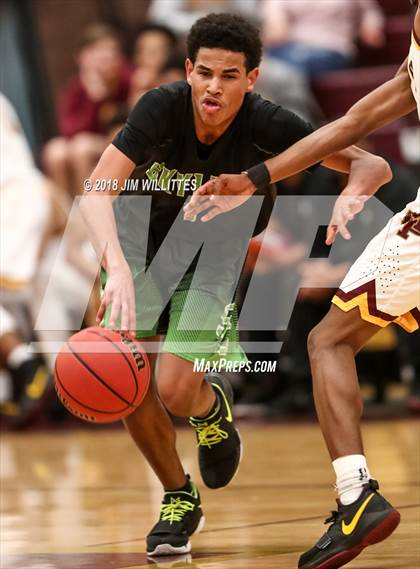Thumbnail 3 in Skyline @ Mountain Pointe photogallery.
