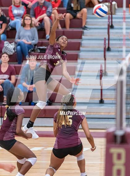 Thumbnail 3 in Fishers @ Brebeuf Jesuit Preparatory photogallery.