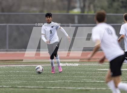 Thumbnail 2 in FR: Del Oro @ Whitney photogallery.