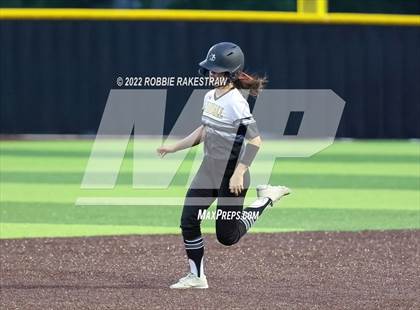 Thumbnail 1 in Joshua vs. Crandall (UIL 5A Region II Bi-District Playoff) photogallery.