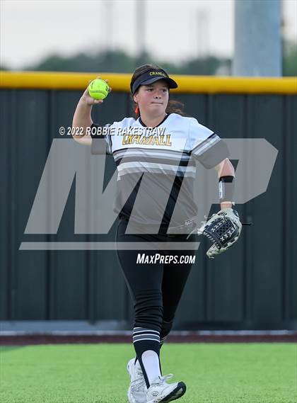 Thumbnail 2 in Joshua vs. Crandall (UIL 5A Region II Bi-District Playoff) photogallery.