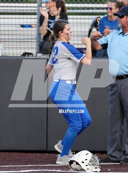 Thumbnail 2 in Joshua vs. Crandall (UIL 5A Region II Bi-District Playoff) photogallery.