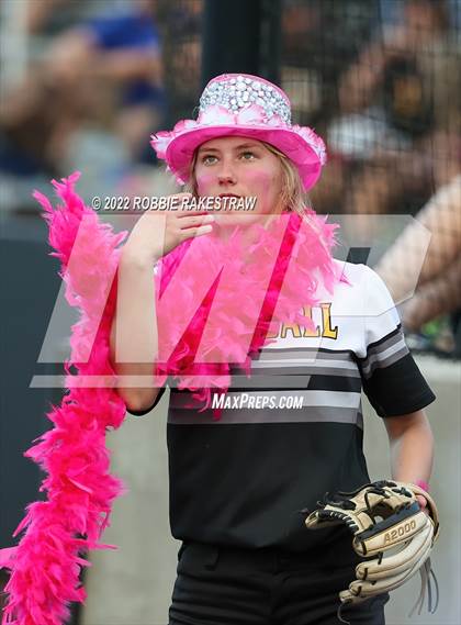 Thumbnail 1 in Joshua vs. Crandall (UIL 5A Region II Bi-District Playoff) photogallery.