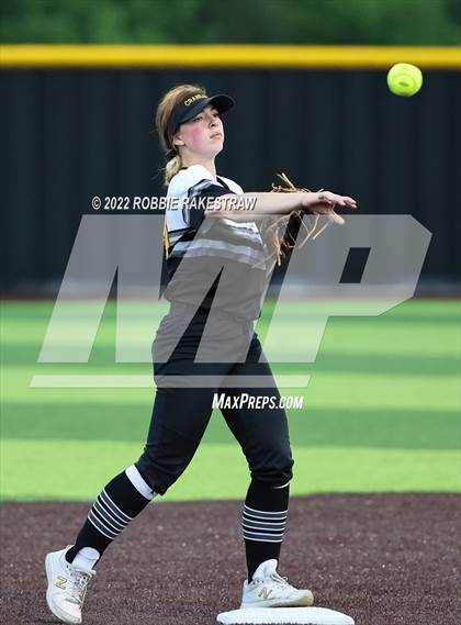 Thumbnail 1 in Joshua vs. Crandall (UIL 5A Region II Bi-District Playoff) photogallery.